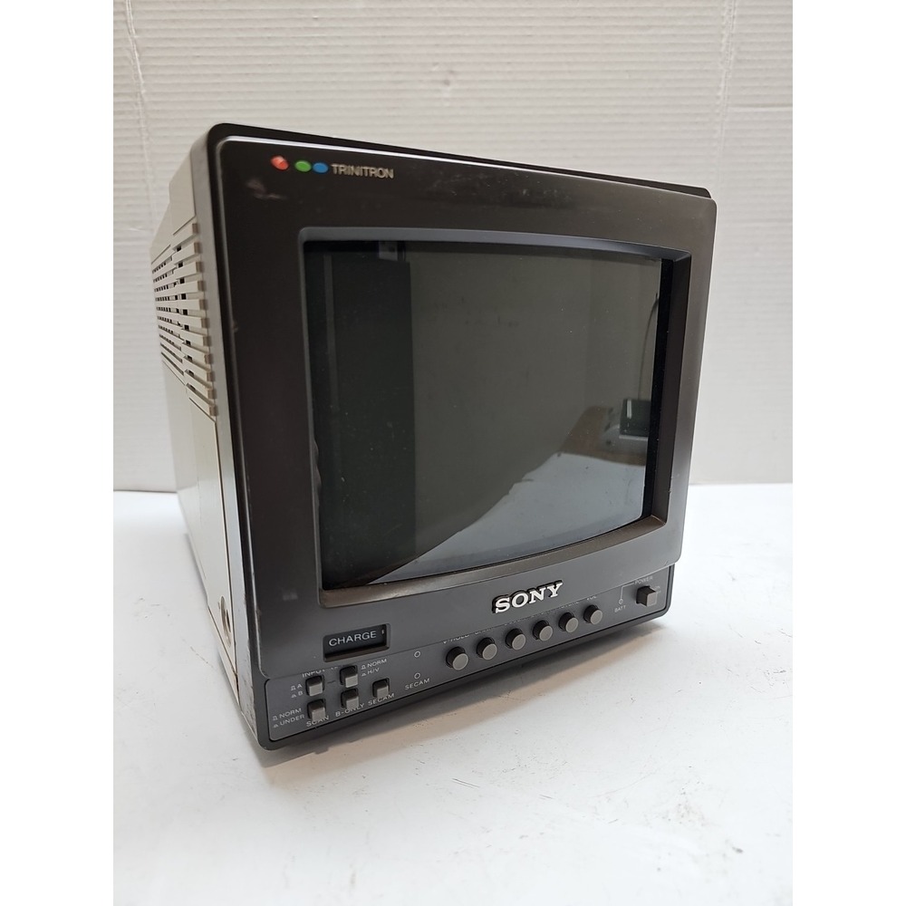 VINTAGE SONY PVM-9020ME COLOUR TRINITRON MONITOR RETRO GAMING (For Parts) #4